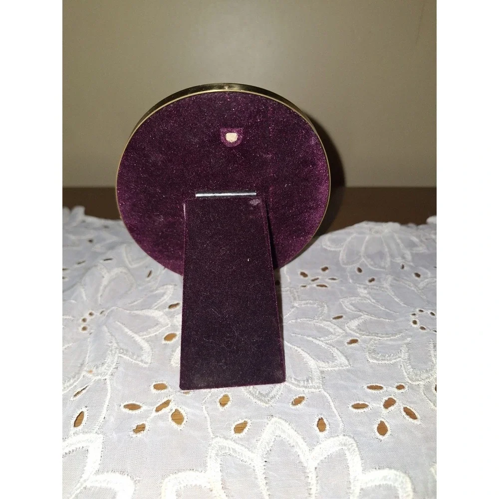 N/A vintage oval